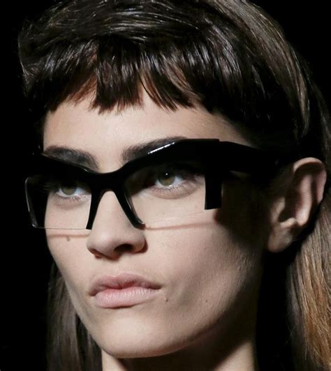 miu michael eyewear.